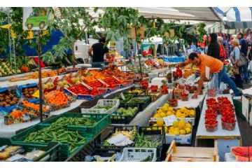 Sabato 13 settembre edizione straordinaria del mercato giornaliero di piazza Cavalieri di Vittorio Veneto